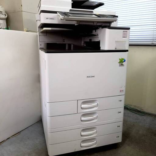 値下げ♪★【在庫処分価格】動作確認済み RICOH MP C3003RC A3カラー複合機 プリンター スキャナー USB 中古品 現状渡☆07-249D