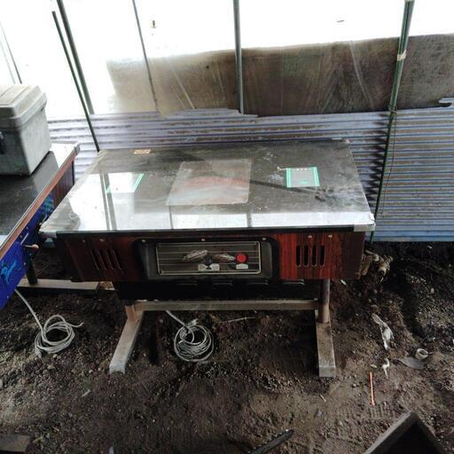 テーブルゲーム機
