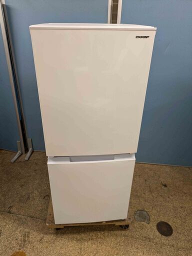 SHARP 2ドア冷凍冷蔵庫 152L 2022年製 SJ-15E9-W 左右両開き対応 つけかえどっちもドア ホワイト