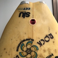 トライフィンショートサーフボード