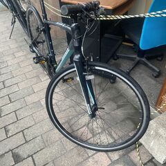 リサイクルショップどりーむ荒田店 No1476 クロスバイク　BIANCHI　ビアンキ　ROMAⅡ　ギア切り替え2×8段　シフターインジケーターカバー破損　走行問題なし