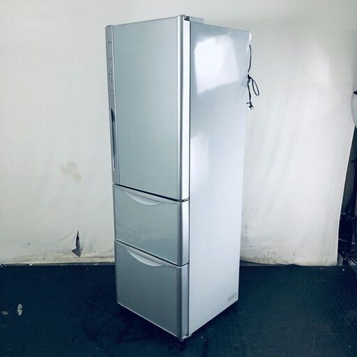 ID:rg219508 【自社配送エリア内限定】日立 HITACHI 冷蔵庫 ファミリー 中古 2014年製 3ドア 365L シルバー ファン式 右開き R-D3700(XS)  【リユース品：状態B】【送料無料】【設置費用無料】