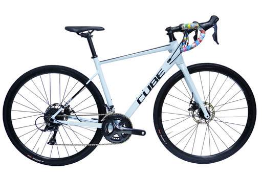 CUBE 「キューブ」 ATTAIN PRO 2021年頃 ロードバイク　TU89JPP6VU0