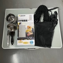 キャンプ　タープ　マット　テント　テーブル　　