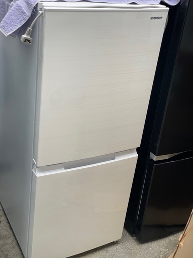 送料・設置込み可　冷蔵庫　152L SHARP 2021年