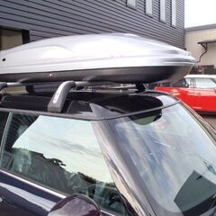 THULE　ルーフボックス　超美品　鍵付きです。　　ルーフキャリア　