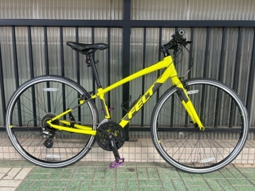 クロスバイク FELT Verza Speed 50 サイコン付き