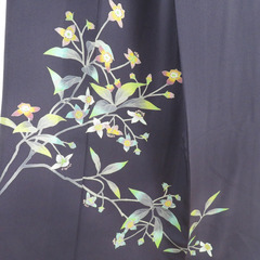 新品 未使用 正絹 袷 本加賀友禅 御召 紅梅染め 紋意匠 紋 加賀友禅作家 新品 未使用 正絹 袷 本加賀友禅 御召 紅梅染め 紋意匠 紋 加賀友禅