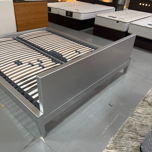 【Cassina ixc.】カッシーナ・イクスシー BRILLANZA bed ブリランツァ クイーンベッド フレーム 出張買取 東京都世田谷区 | ブランド家具買取は東京のリサイクルショップ チェリーズマーケット