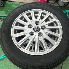 ヴォクシー、ホイールセット