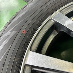 値下げしましたスタッドレスタイヤ、ハリアー、RAV4、エクストレイル、ZRV対応