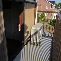 美品【2016年 日立 RAS-A22E】　と　通常品【2013年 ダイキン AN28PRS】　セットにて