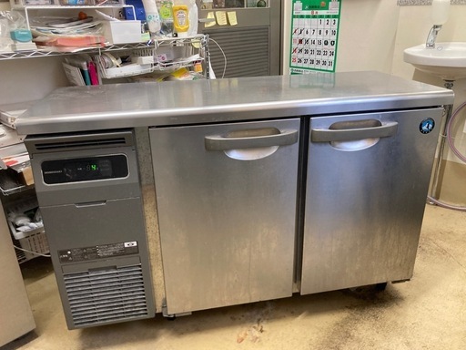 美品！　ホシザキテーブル形冷蔵庫