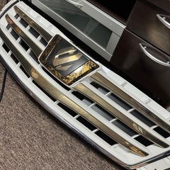 20アルファードゴールドIIフロントグリル