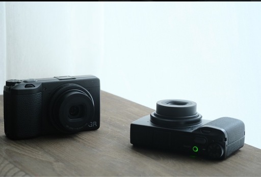 RICOH リコー GR IIIx デジタルカメラ コンパクトデジタルカメラ　予備充電器付き