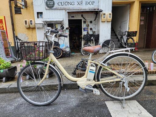 電動自転車　ヤマハ　２６インチ　バッテリー　充電器　付き　３変速　配達可能
