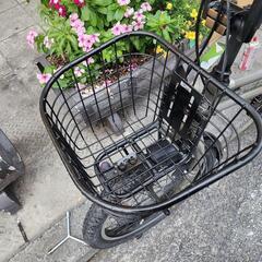 ミニベロ自転車　ＪＥＥＰ　２０インチ　６変速　カゴ　付き　緑　配達可能