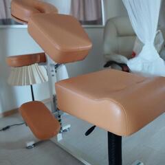 高田ベッド製作所　マッサージチェア453GSラウンドFタイプ　オレンジ色　マッサージ　リラクゼーションサロン　整体　エステ