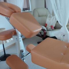 高田ベッド製作所　マッサージチェア453GSラウンドFタイプ　オレンジ色　マッサージ　リラクゼーションサロン　整体　エステ