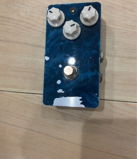 ギター用エフェクター　Leqtique Maestoso