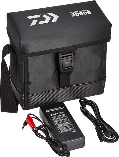 ＜未使用＞ 船釣り用バッテリー【 DAIWA タフバッテリー20000C 全魚種対応 / シールドタイプの大容量20Ahバッテリー/ 専用キャリーバッグと専用充電器付き 】