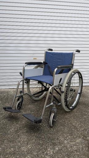 車椅子　試用期間少ないです。　お近くでしたら運びます。