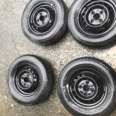 新車外し タイヤ、ホイール、キャップ4本セット