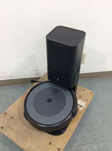 (Y交渉中)YJT9619【iRobot/アイロボット ロボット掃除機】美品 ルンバi3+ 家電 クリーンベース 3段階クリーニングシステム