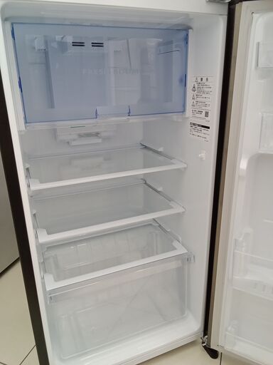 ☆ジモティ割あり☆ SHARP 冷蔵庫 225L 21年製 動作確認／クリーニング