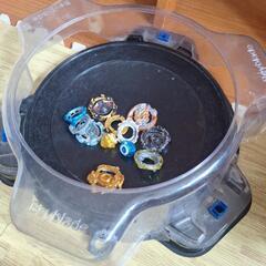 お話し中！　　ベイブレード　ステージ&駒セット　駒20個以上