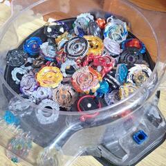 お話し中！　　ベイブレード　ステージ&駒セット　駒20個以上