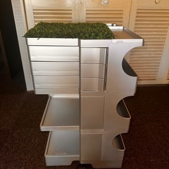 【美品】ボビーワゴン 3段3トレイ 廃盤メタリックカラー＋シャギーマット