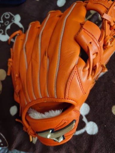 Mizuno 野球グローブ オレンジ色　坂下モデル