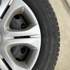 ブリジストン ブリザック VRX3 日本製 185/70R14