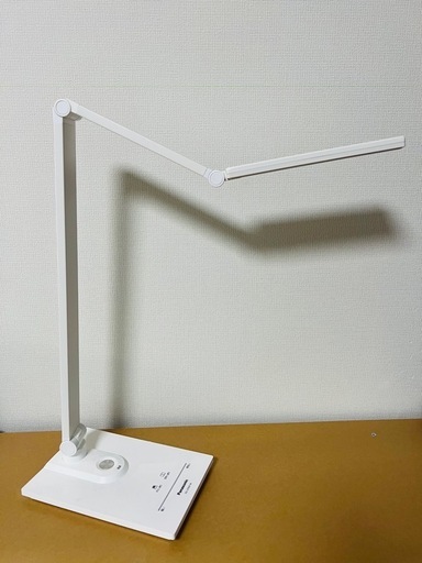 Panasonic SQ-LD560-W デスクライト ホワイト