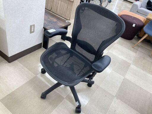 【軽トラック無料貸出サービス有】ワークチェア　アーロンチェア　Herman Miller　ﾌﾞﾗｯｸ
