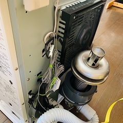 サンポット　　温風ストーブ