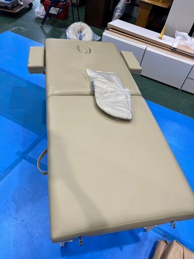 ★移動式　エステベッド　折畳み