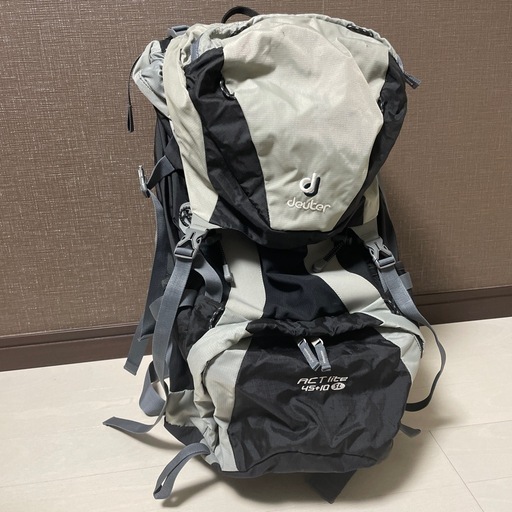deuter ACT Lite 45+10SLドイター　リュック バックパック　グレー