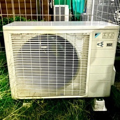 中古品】ダイキン エアコン F63UTCXP-W(2018年製)
