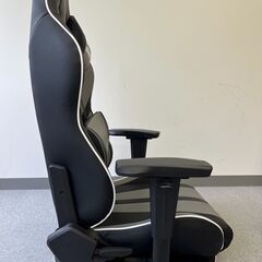 S815-I58-3006 AKRACING AKR-GYOKUZA V2-RED AKレーシング極座 ゲーミング座椅子 人間工学 360°回転台 ゲーミングチェア 黒