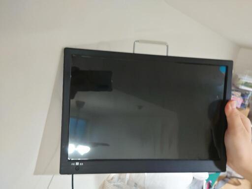 14.1型ポータブルテレビ
