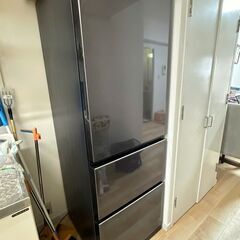 Hitachi R-V38KV(k) 2020