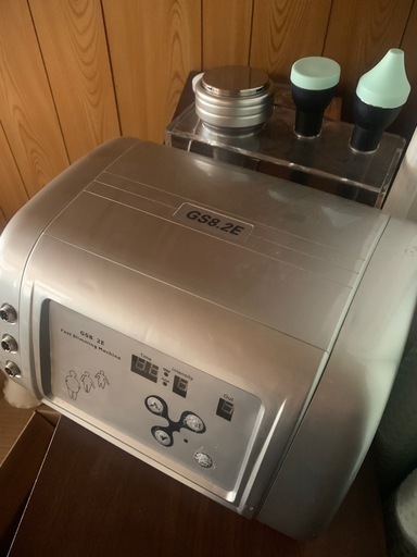 脂肪破裂させるエステ機器　キャビテーション