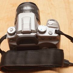 SONY α100 DSLR-A100 単焦点、小三元ズームレンズ、高倍率ズームレンズなど計4本 ガイドブック