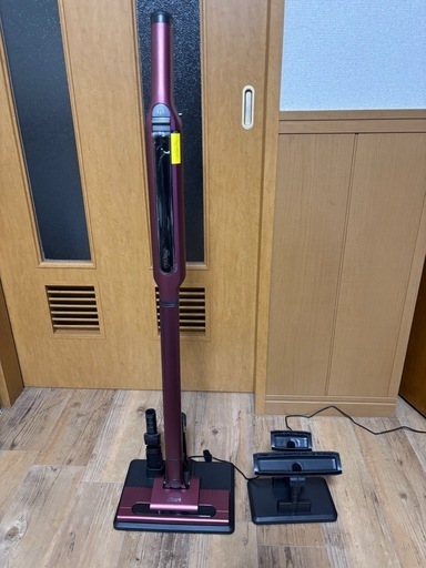 超美品！シャークのコードレス掃除機！CS200J
