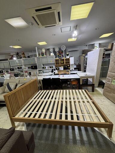 ACTUS アクタス ダブルベッド マットレス付き