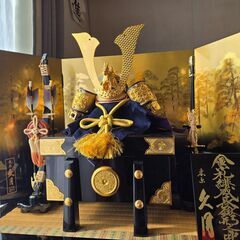 東京久月 金小札緋威長鍬形之兜