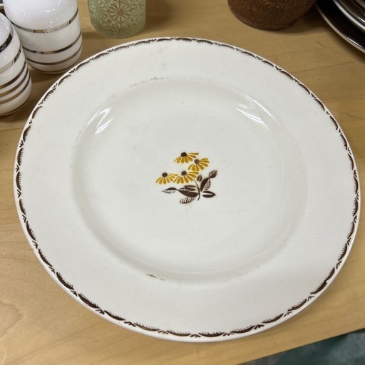 北欧ヴィンテージ食器　アルミニア窯　プレート　23.5cm