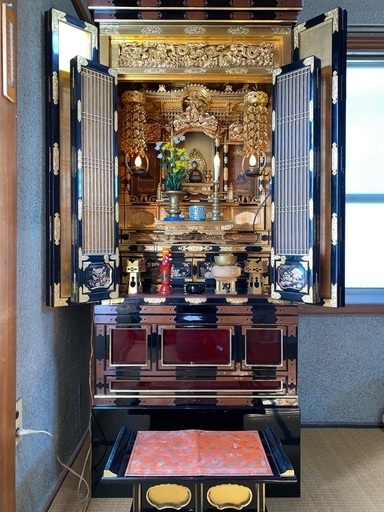 【希少】浄土真宗東本願寺派（真宗大谷派）嵩上げ台付き金仏壇・フルセット／状態良好